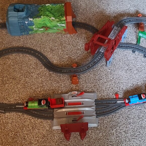 Thomas & Friends Talking Thomas & Percy COMPLETE TRAIN SET - Picture 9 of 11